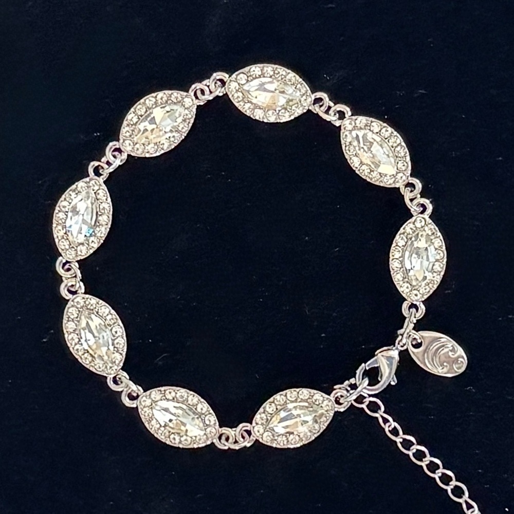 Elegant Silver and Rhinestone Bracelet